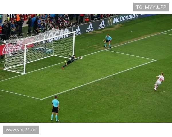 卡塞米罗紧张避看点球时刻关键